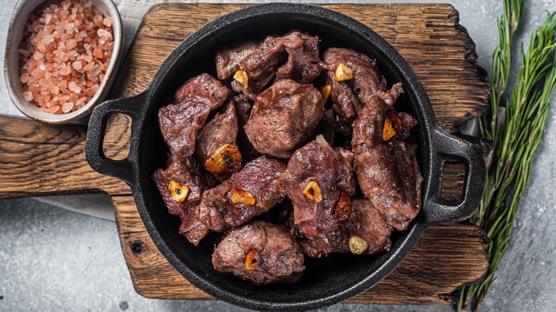 sirloin tips cast iron pan