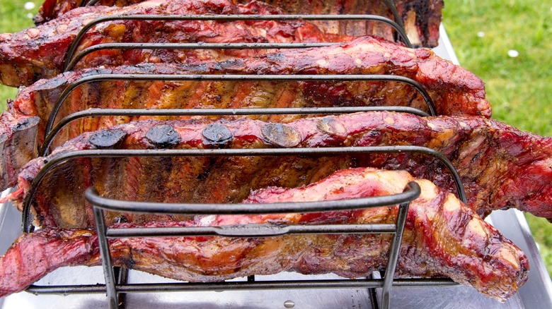 ribs in rib rack