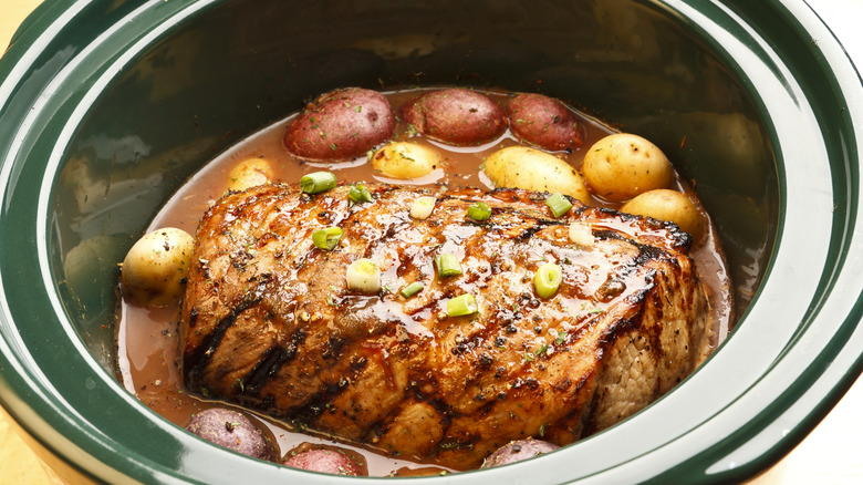 roast, potatoes in slow cooker