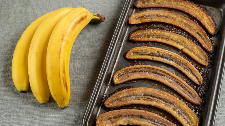 tray of roasted banana slices