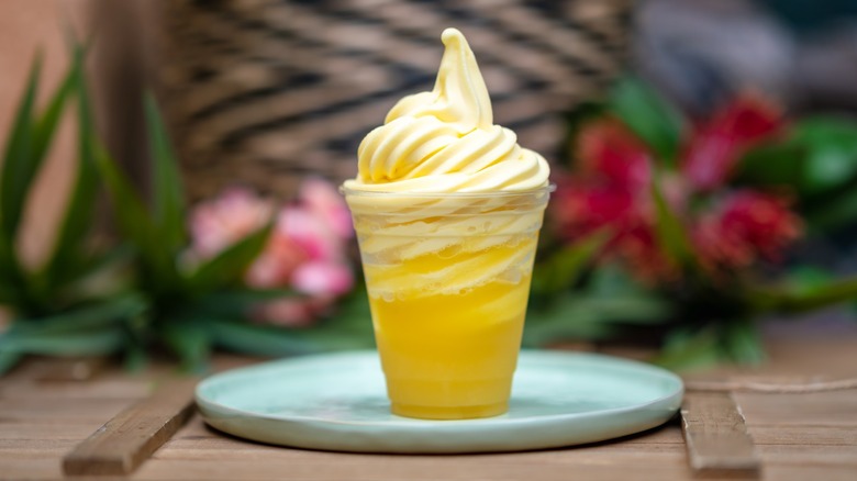 Pineapple Float drink