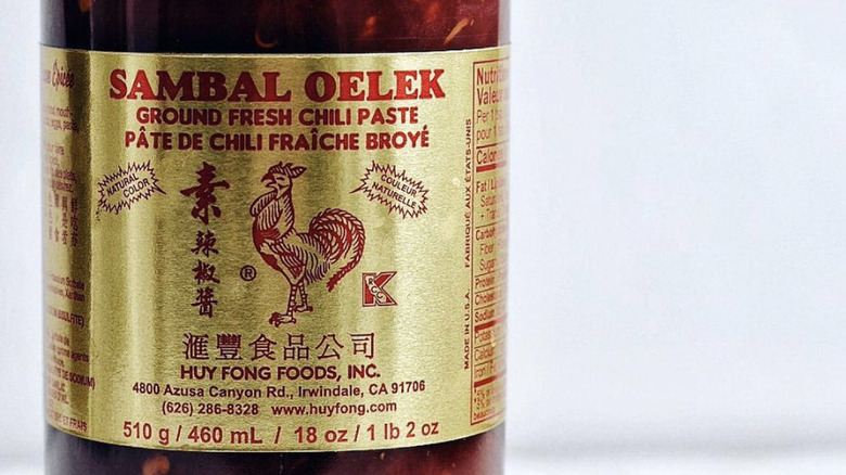 Close up of Huy Fong Foods' sambal oelek label