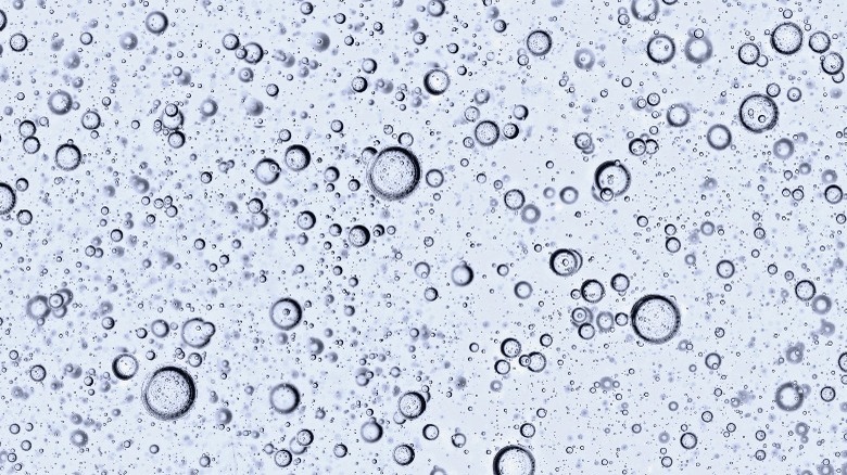 Seltzer water bubbles