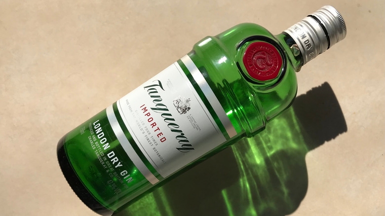 A beautiful bottle of Tanqueray