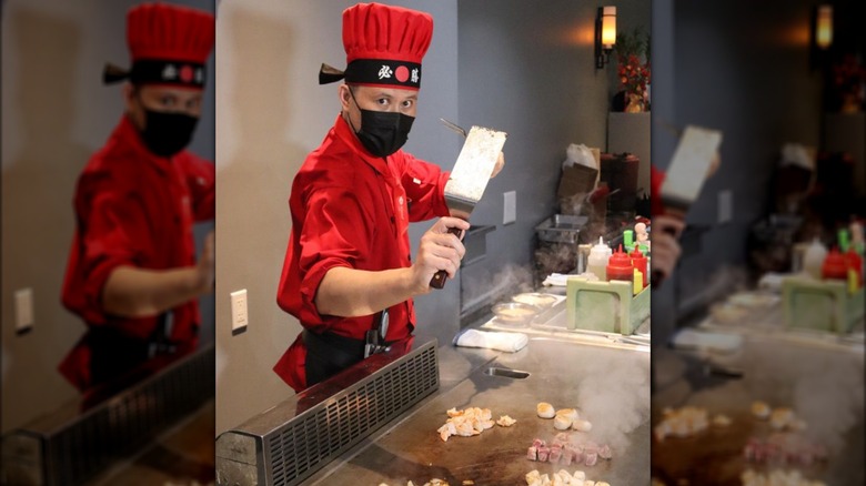 Teppanyaki chef at DD Hibachi