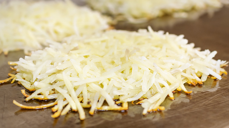 Shredded potato patty