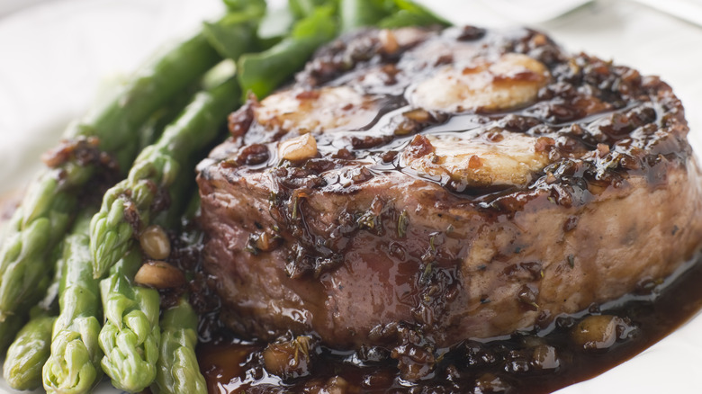 Steak with bordelaise sauce