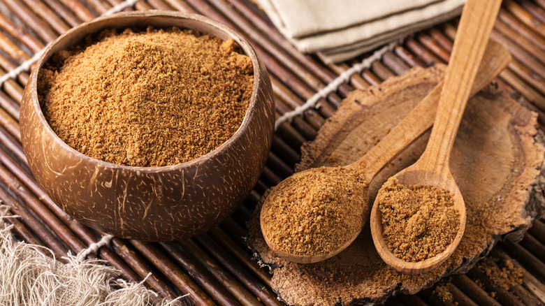 Brown coconut sugar in bowl