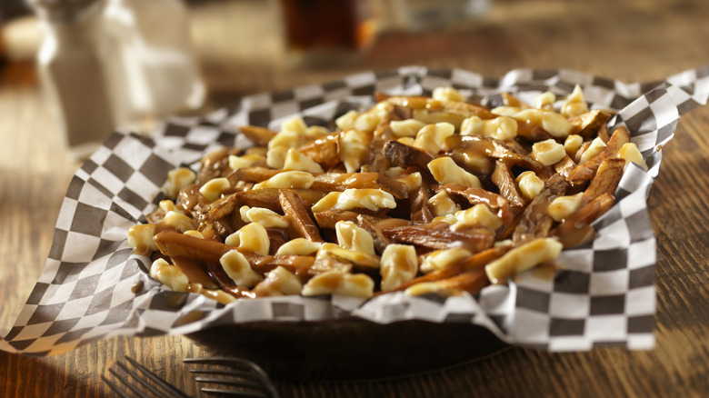 Poutine in a basket