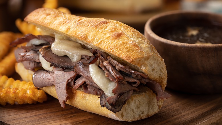 Roast beef sandwich