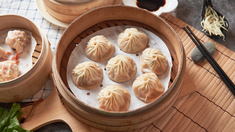 Seven steamed soup dumplings