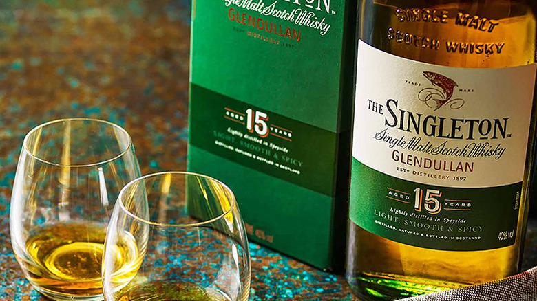 The Singleton 15-Year bottle and glasses