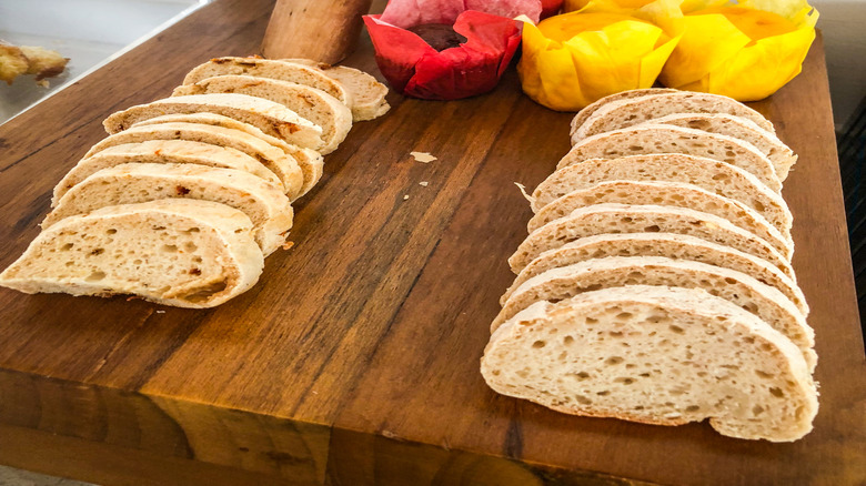 Gluten-free bread and muffins at a buffet