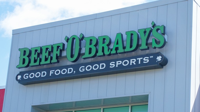 Beef 'O' Brady's sign