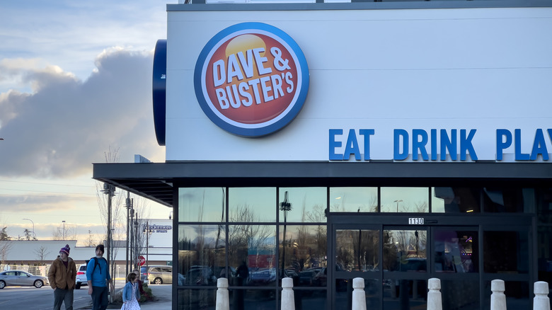 Dave and Buster's sign