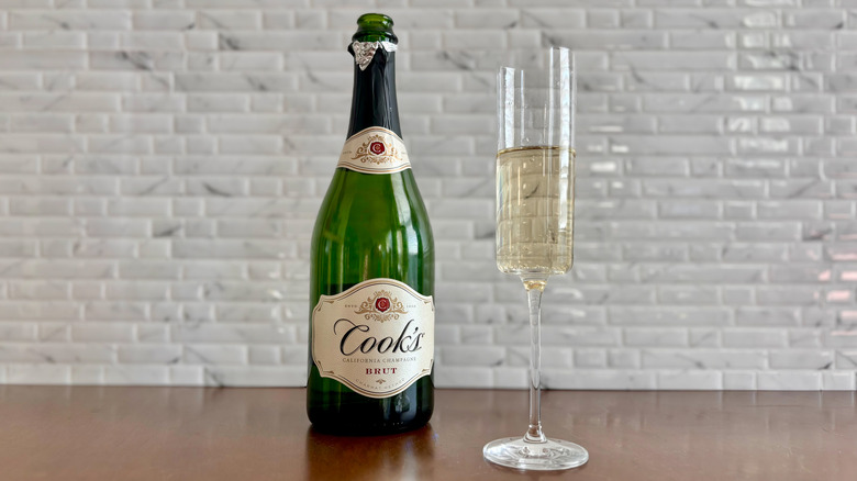 We Tried And Ranked Brands Of Cheap Champagne