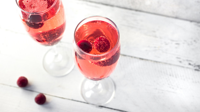 Marasca Fizz in two glasses