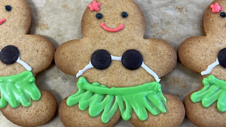 Hula girl gingerbread cookies