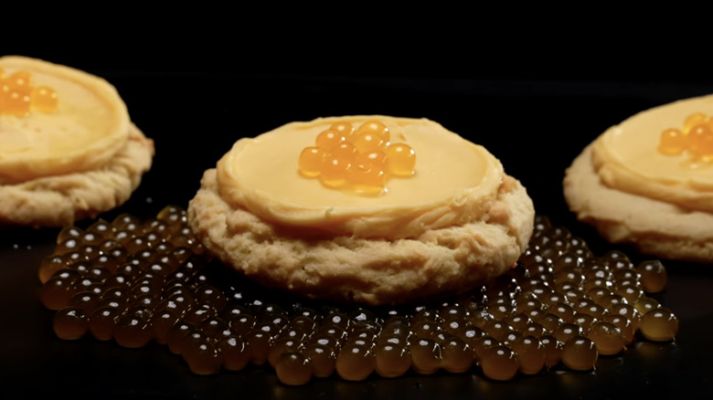 passion fruit cookie with boba pearls