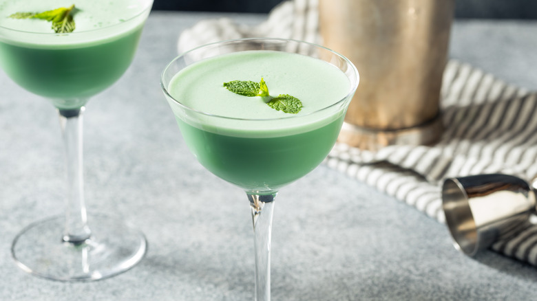 green grasshopper cocktails