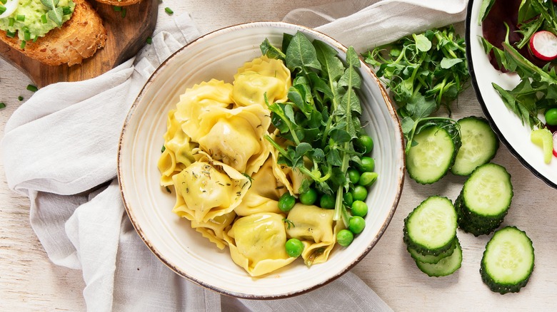 salad with ravioli and vegetables