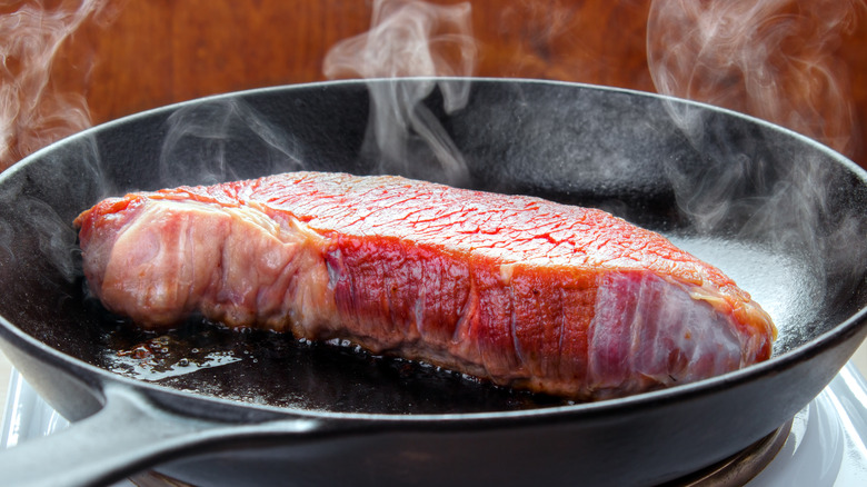 searing beef in cast iron