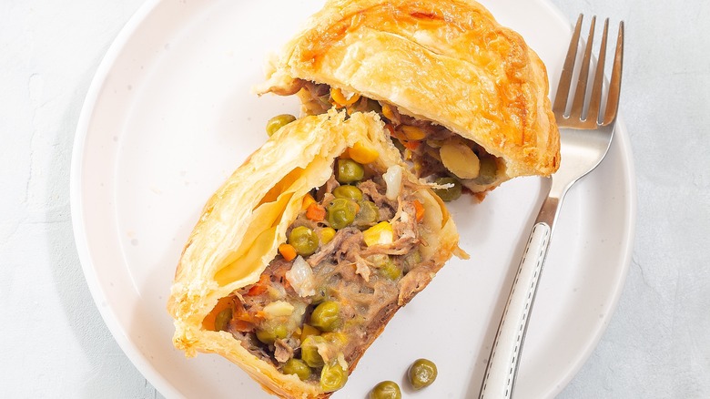 indivual beef pot pie halves