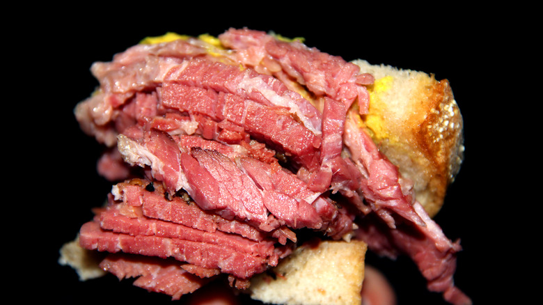 Corned beef sandwich with fat marbling