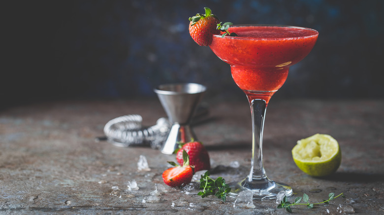 Frozen strawberry margarita 