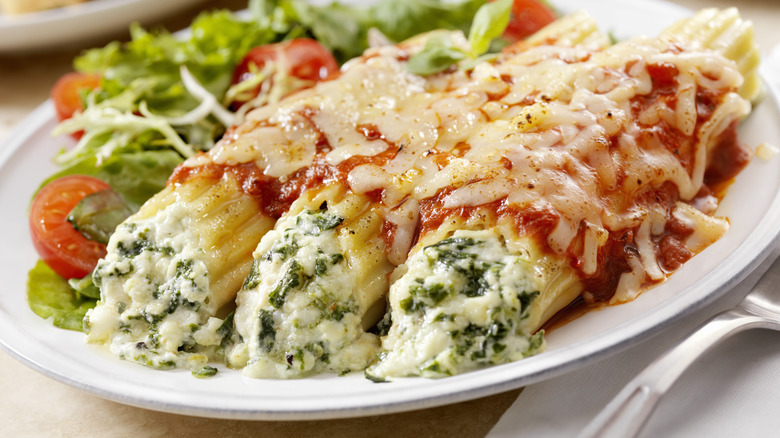 spinach-ricotta manicotti on plate