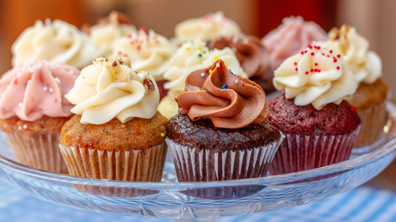 Frosted cupcakes with sprinkles