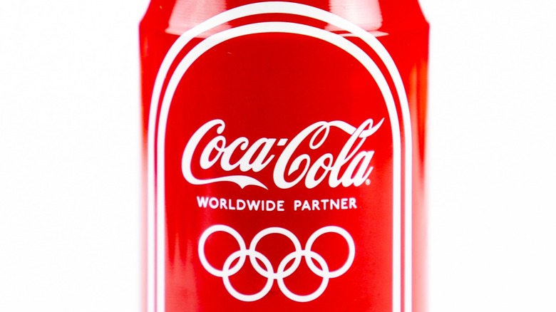 coke can with olympic logo