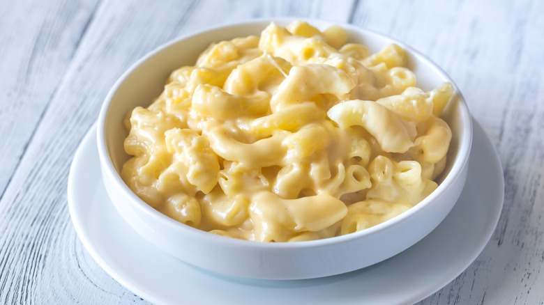 macaroni and cheese on table