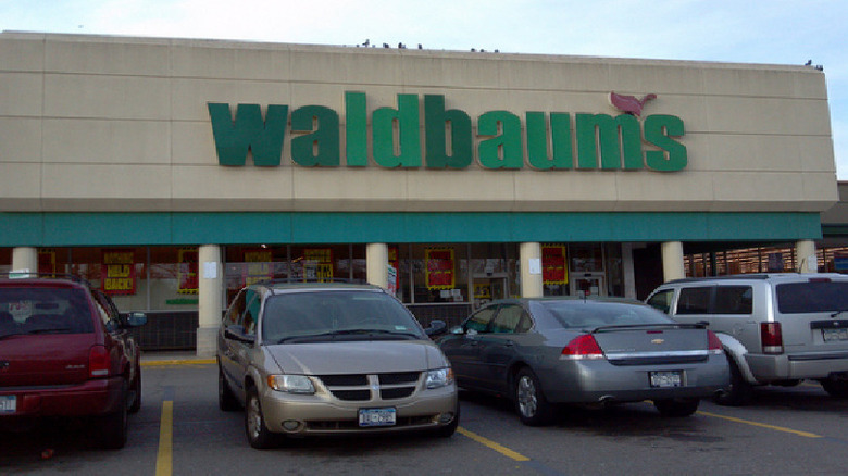 Waldbaum's supermarket with cars