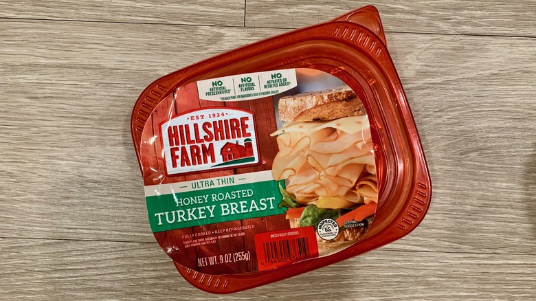 Hillshire Farm turkey breast container