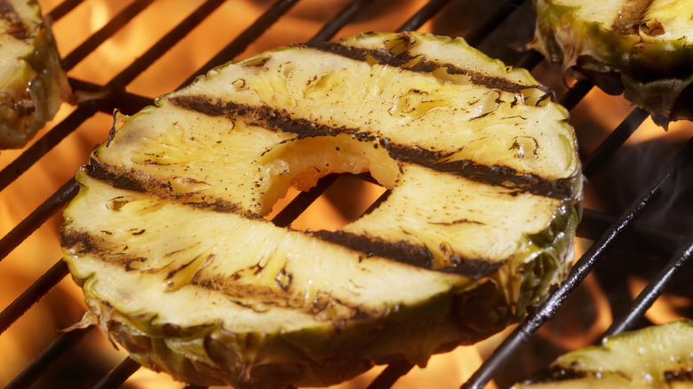 grilled pineapple ring 