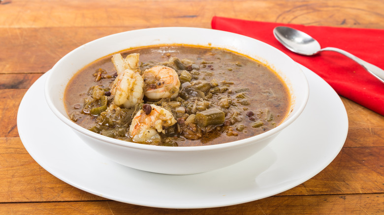 Bowl of gumbo with spices