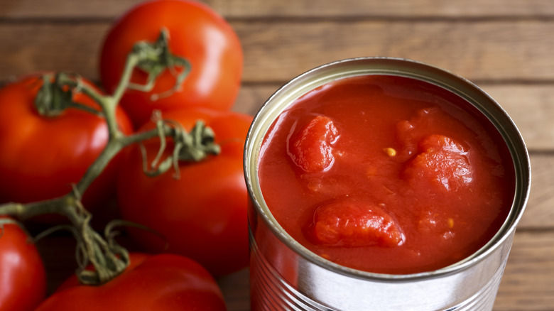 Fresh and canned tomato