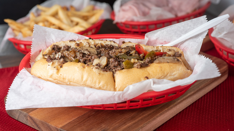 Philly cheesesteak basket