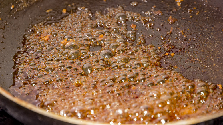 Burnt sugar in pan