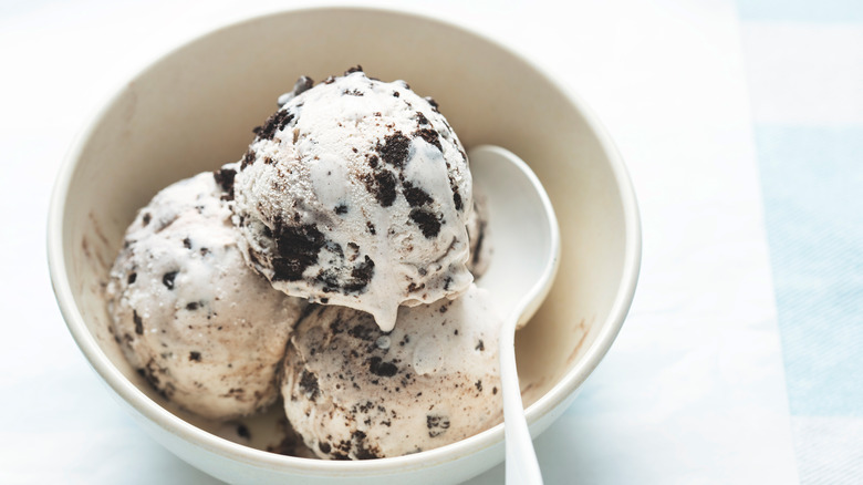 Cookies and cream ice cream