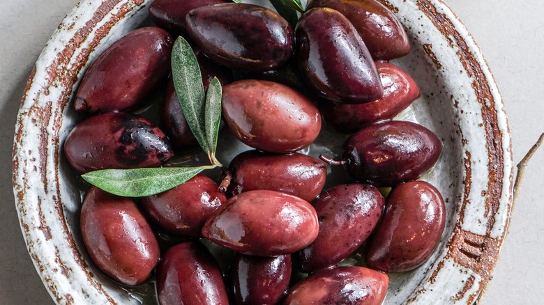 Kalamata olives in bowl 