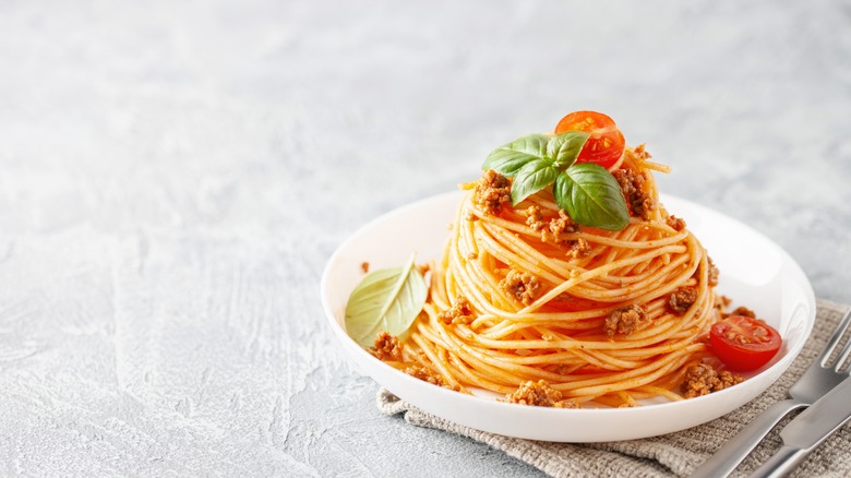 Plate of spaghetti with tomato sauce