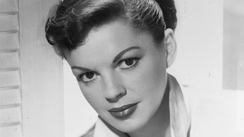 Judy Garland posing