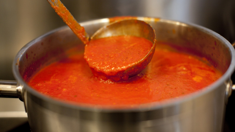 Marinara sauce in pot