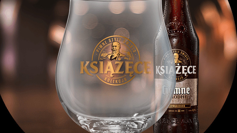 Książęce Ciemne Łagodne beer and glass