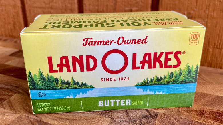 Land O' Lakes butter package