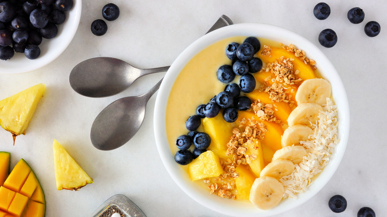 Smoothie bowl with pineapple