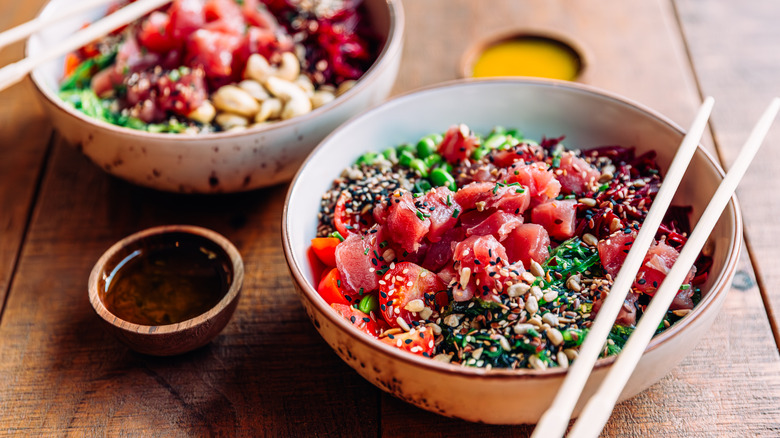 poke bowls tuna