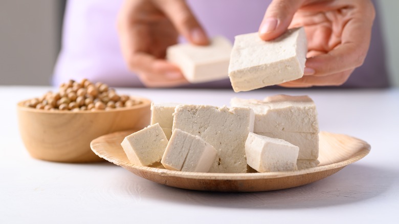 Tofu cubes on plate